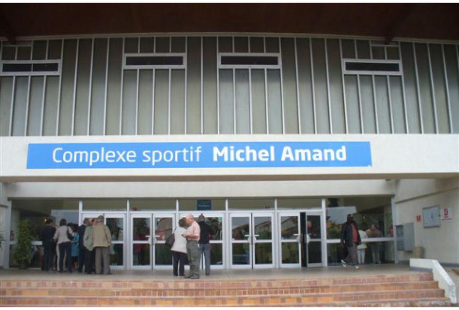 Le 6 octobre, les poitevins ont rendu hommage à Michel Amand, adjoint communiste aux sports de Poitiers de 77 à 95  et âme de ce complexe sportif magnifique