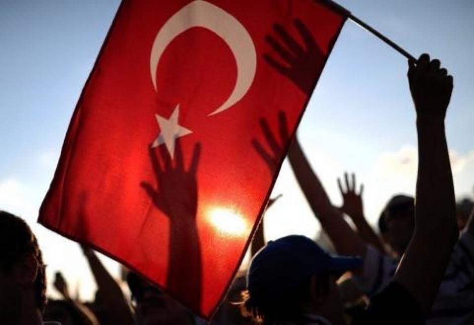 Turquie : le PCF renouvèle son soutien aux jeunes militants de la liberté à Istanbul
